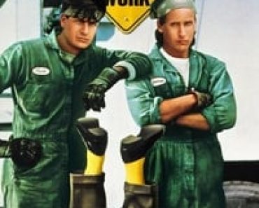 Download Men at Work (1990) Dual Audio {Hindi-English} Esubs BluRay 480p [326MB] || 720p [961MB] || 1080p [2.0GB]