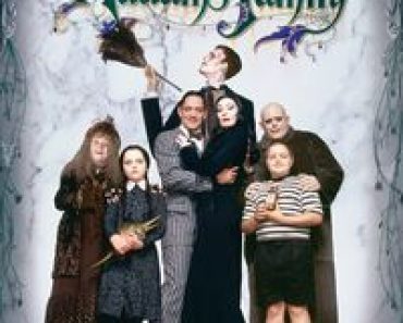 Download The Addams Family (1991) Dual Audio {Hindi-English} EXTENDED BluRay 480p [470MB] || 720p [1GB] || 1080p [2.7GB]
